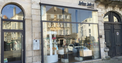 JEROME JOUBERT COIFFEUR