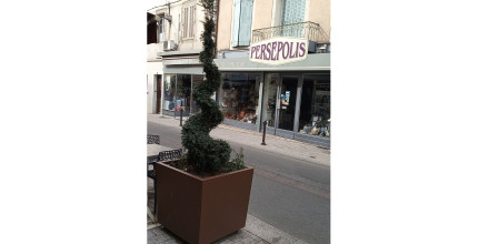 Ajoutez une touche d'élégance à votre tenue et cagnottez !