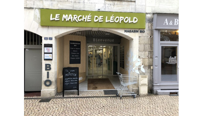 Poitiers le centre LE MARCHE DE LEOPOLD