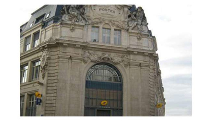 Poitiers Le Centre La Poste Poitiers Hotel De Ville Poitiers Le Centre La Poste Poitiers Hotel De Ville